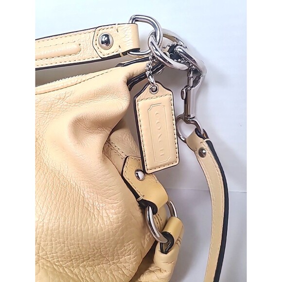 Vintage Coach Ashley Hobo Convertible Shoulder/Crossbody Purse yellow - Picture 3 of 14